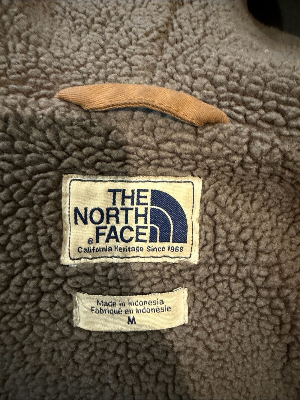 The North Face Sherpa Fleece Jacket - Taupe with Navy Logo - Picture 3 of 3